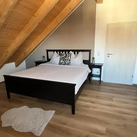 Ferienapartment Bavarian Living Apartamento Moosinning